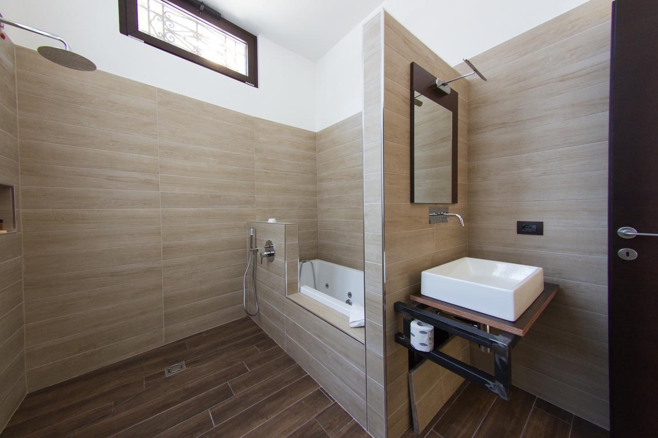 Arena Luxury Rooms Werona Zewnętrze zdjęcie